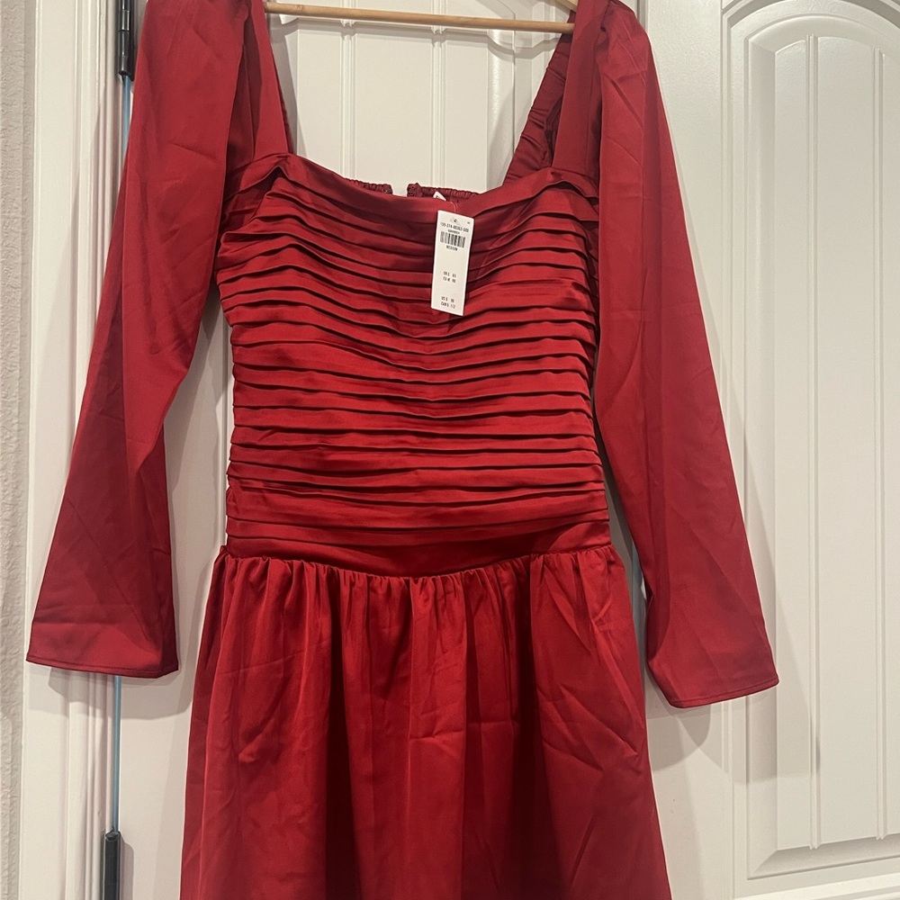 Abercrombie & Fitch Elegant Red Dress